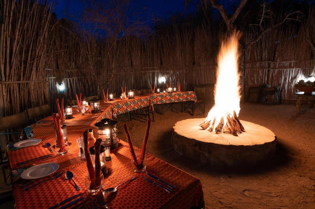 Sausage Tree Safari Camp Réserve de Balule Extérieur photo