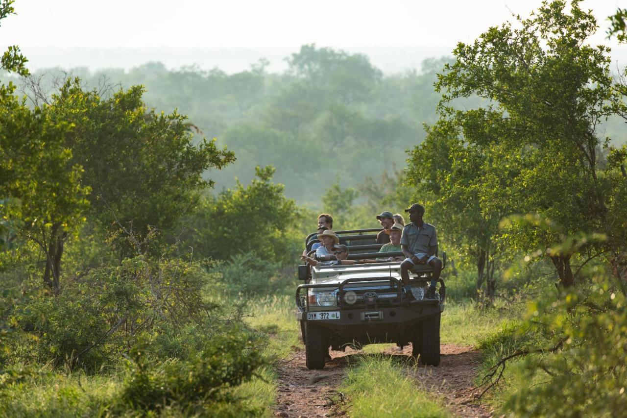 Sausage Tree Safari Camp Réserve de Balule Extérieur photo
